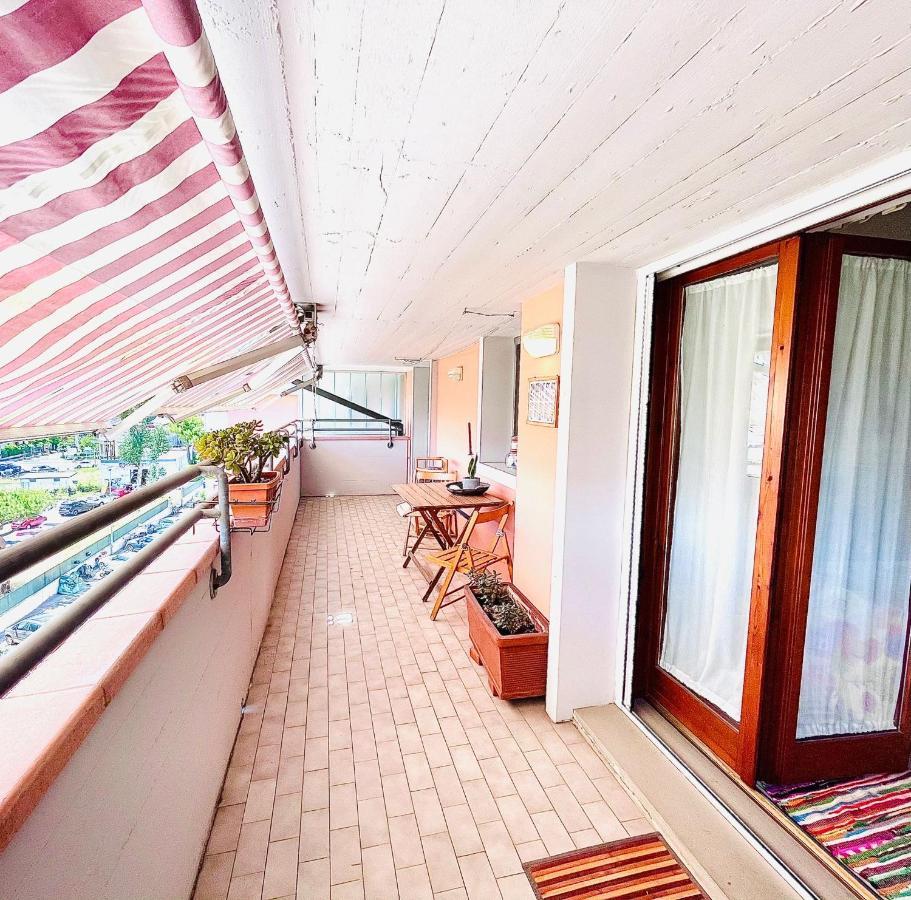 Giulia'S Apartment Viareggio Dış mekan fotoğraf